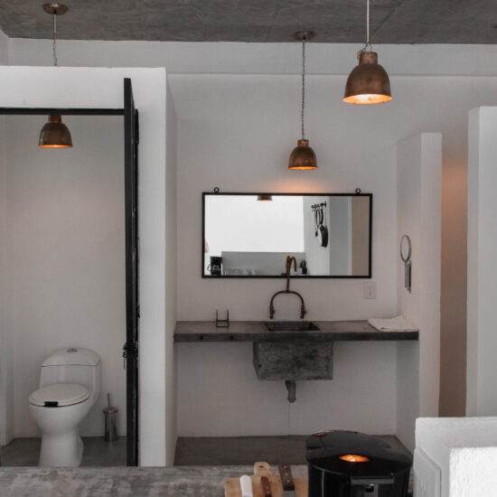 Studio with kitchen at Soirée and private toilet
