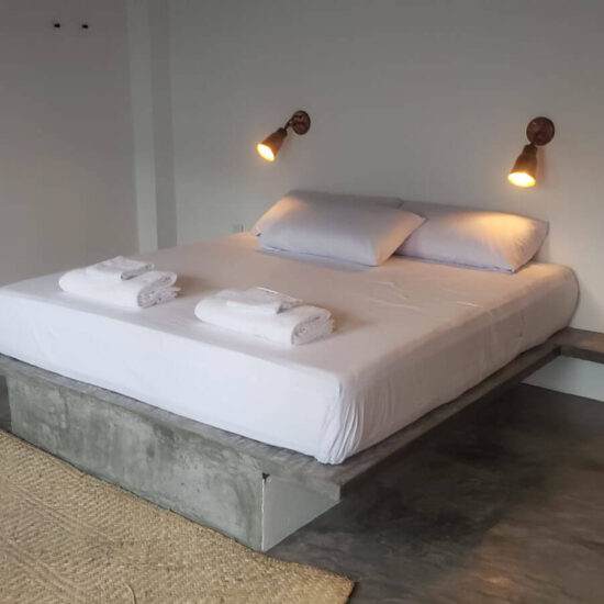 This is our king bed studio with kitchen, private toilet and hot water